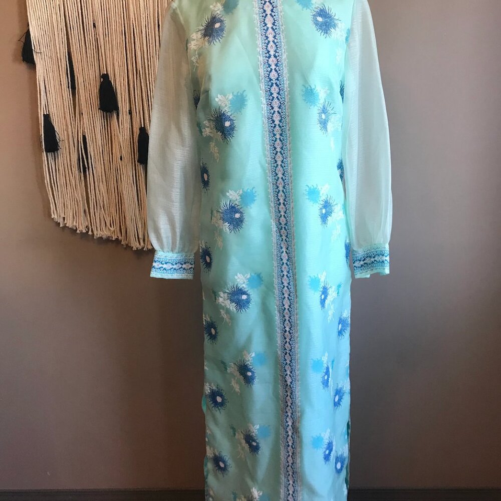 Vintage 1960s Hawaiian Dress Alfred Shaheen - Picture 2 of 6
